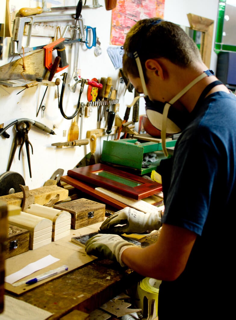 Proctor en Segovia metal arts afternoon activity