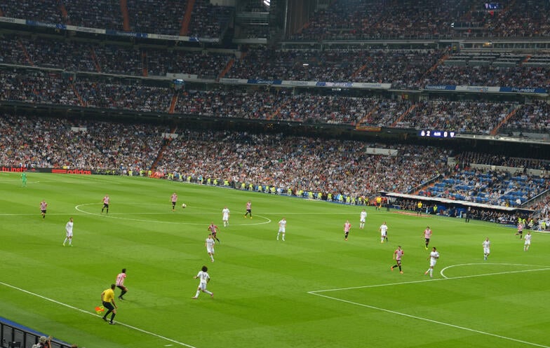  Proctor en Segovia students watch Real Madrid soccer