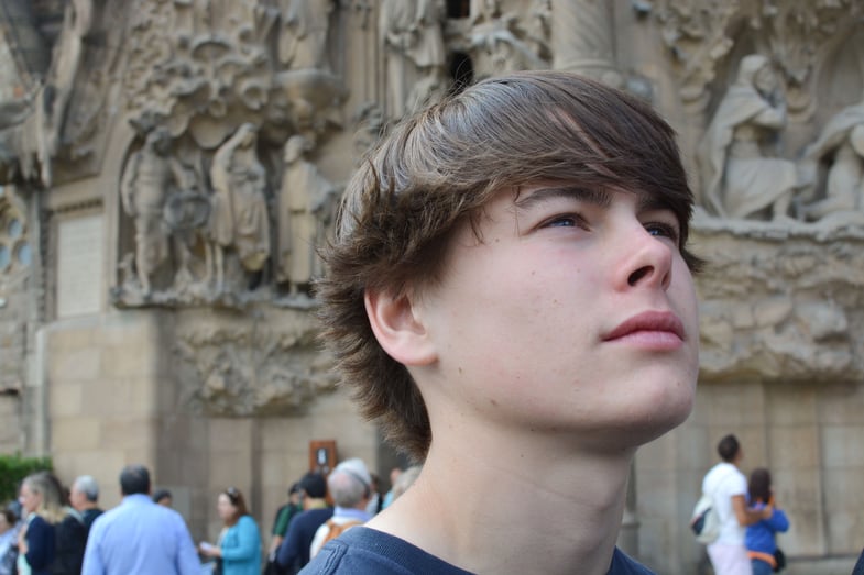 Proctor en Segovia visits the Sagrada Familia in Barcelona