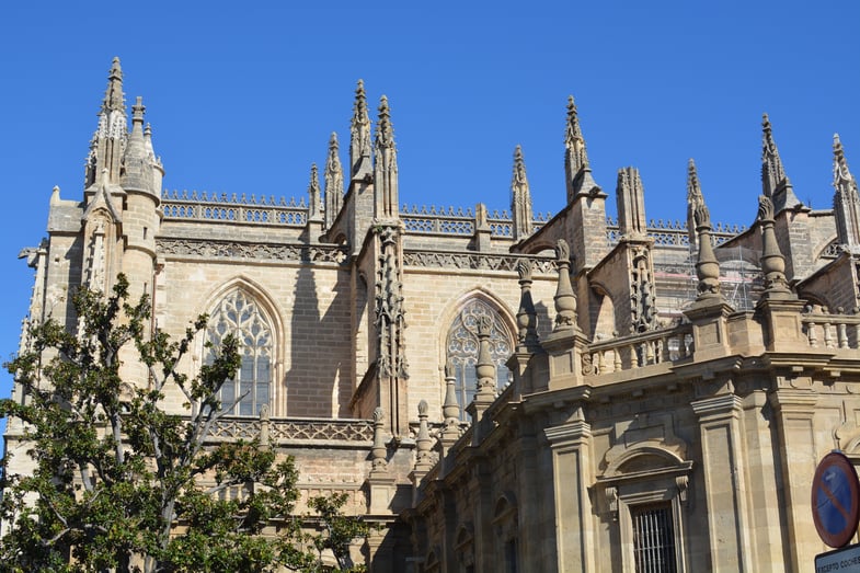 Proctor en Segovia visits the Gothic cathedral of Sevilla.