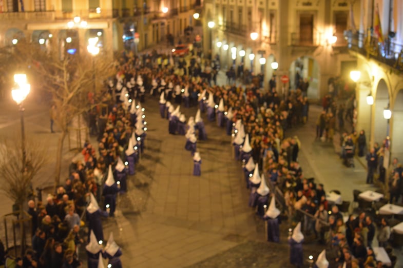 Proctor en Segovia watches Semana Santa processions in Segovia