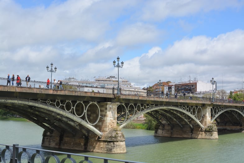 Proctor en Segovia visits Sevilla