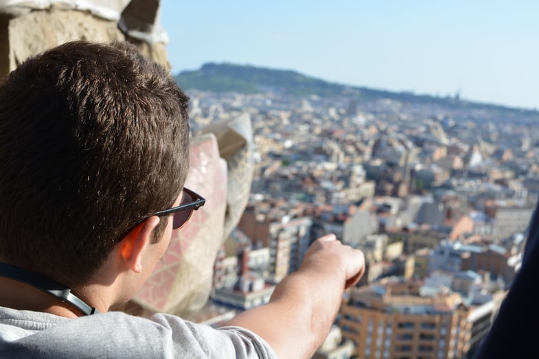 Proctor en Segovia visits the Sagrada Familia in Barcelona