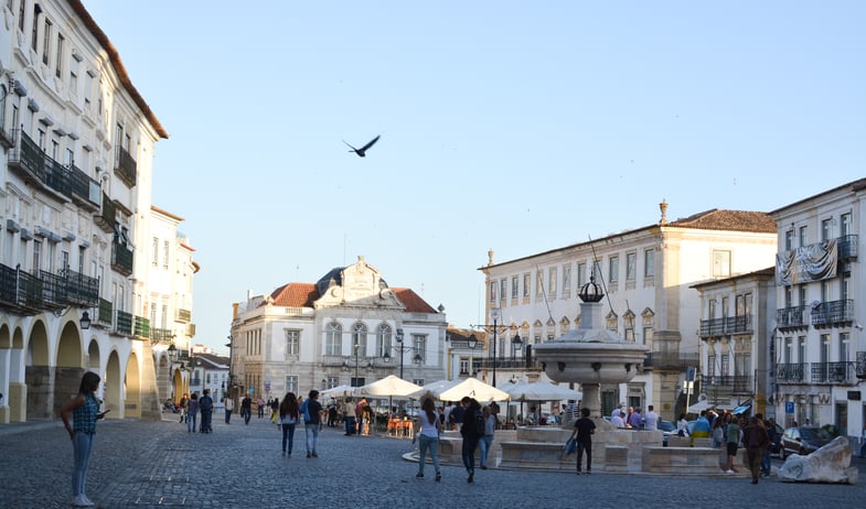 Proctor en Segovia visits Évora, Portugal