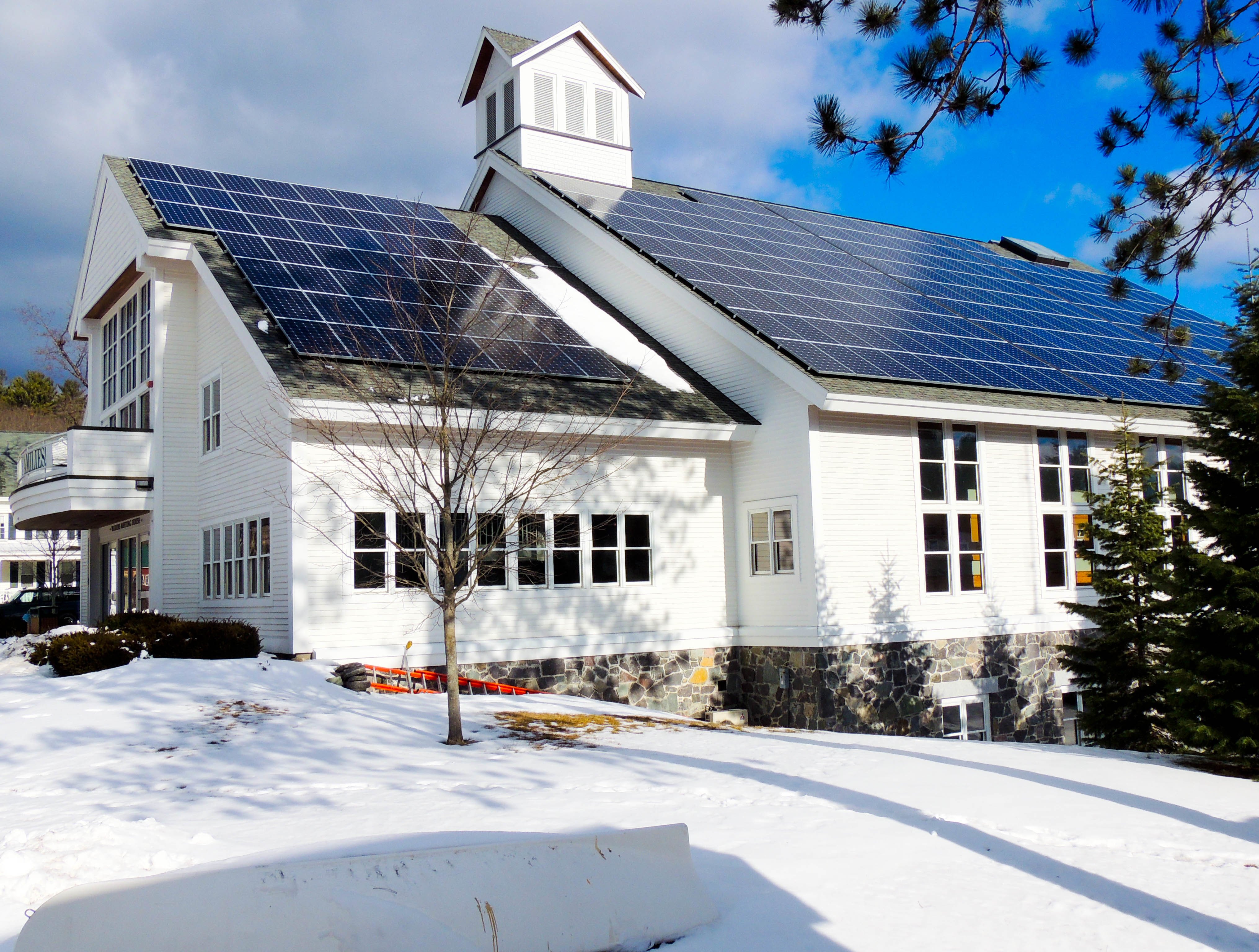 Proctor Academy solar renewable resources