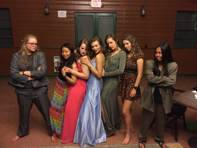 7_NY_We're at Formal--Ladies.jpg