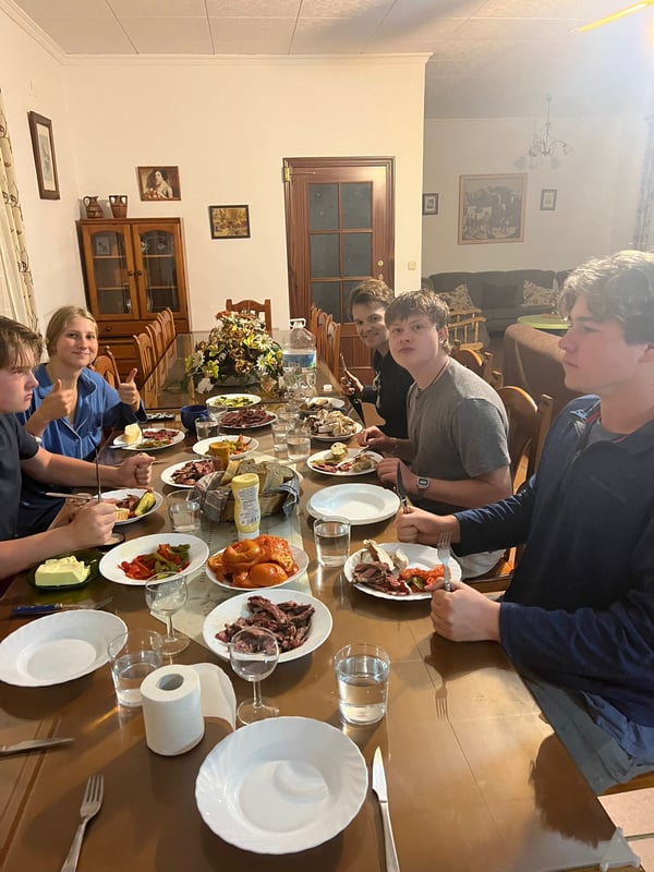 Proctor en Segovia learns about Spanish food culture and tapas