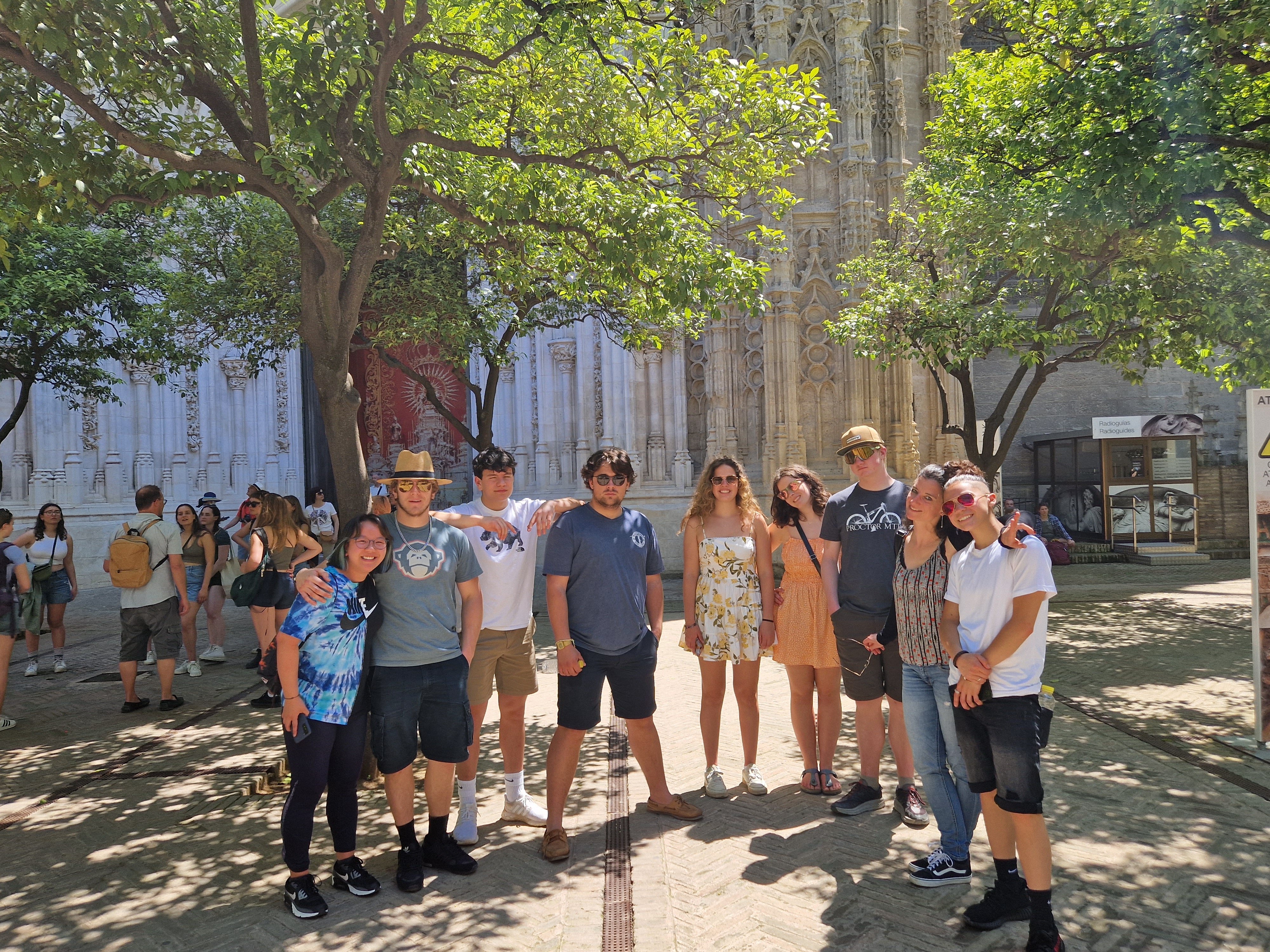 Proctor en Segovia students travel to Sevilla to learn about history and culture