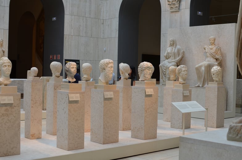 Proctor en Segovia visits Spain’s National Archeology Museum