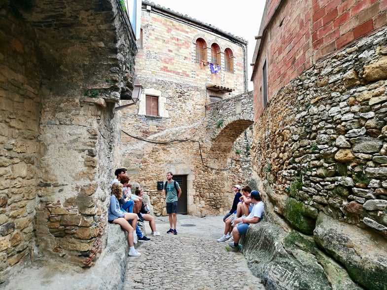 Proctor en Segovia students visit the medieval Catalan town of Peratallada.