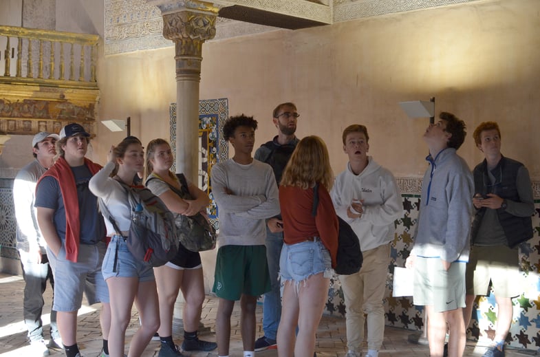 Proctor en Segovia visits the Alhambra.