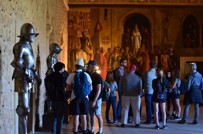 Proctor en Segovia family weekend tour of the Alcázar.