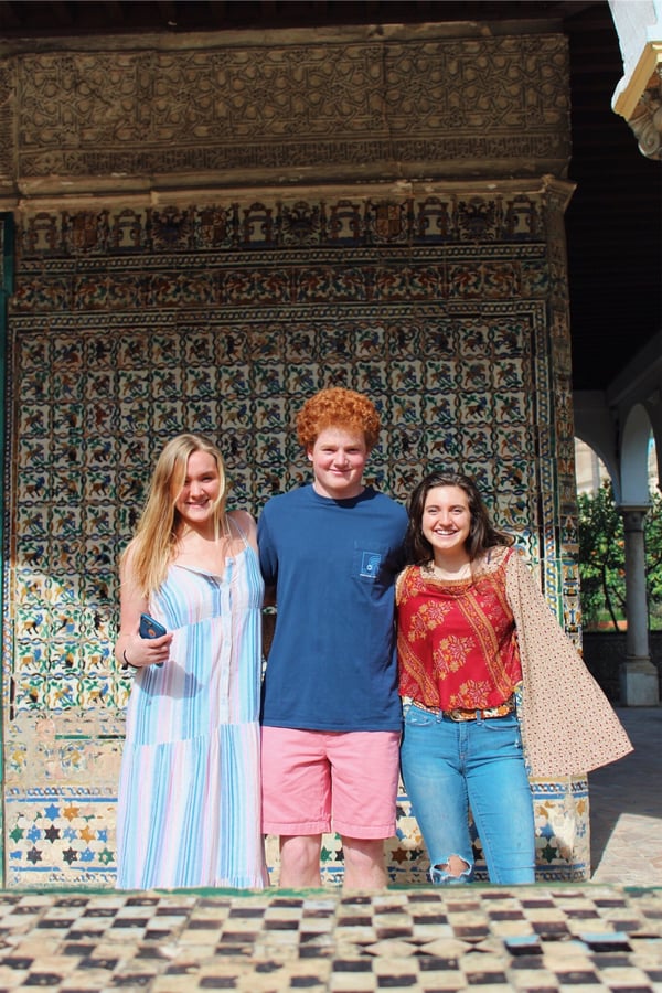 Proctor en Segovia visits the Alcázar de Sevilla