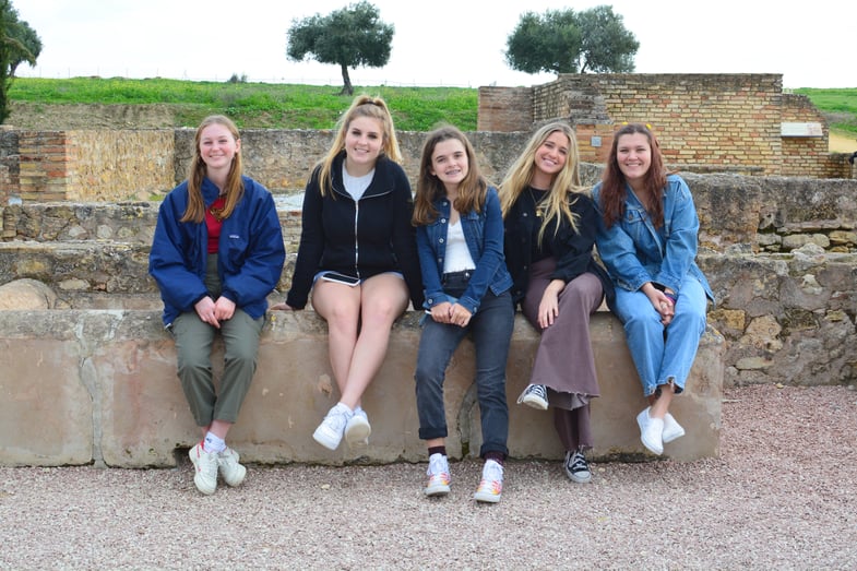 Proctor en Segovia visits the Roman ruins of Italica