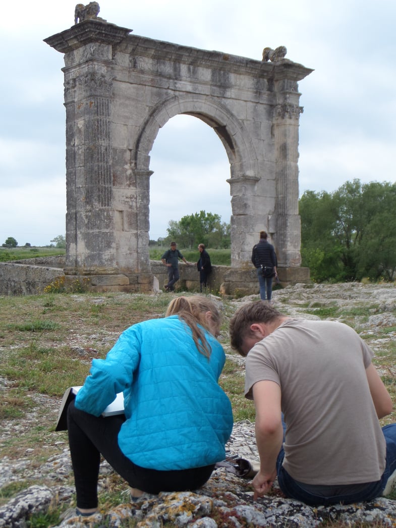 Jackson__Tess_sketching_Pont_F. european art classroom aix en provence france proctor academy