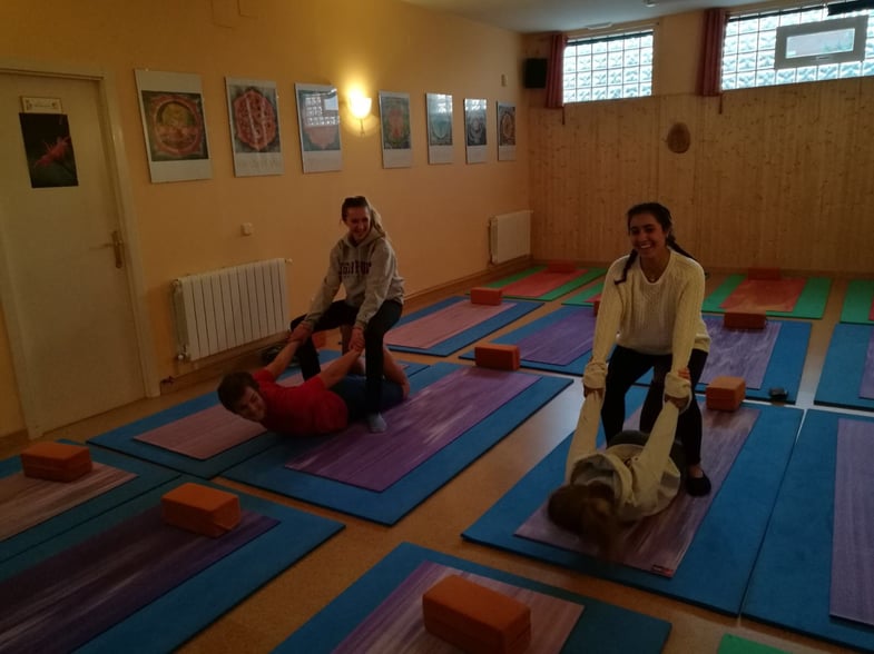 Proctor en Segovia group yoga