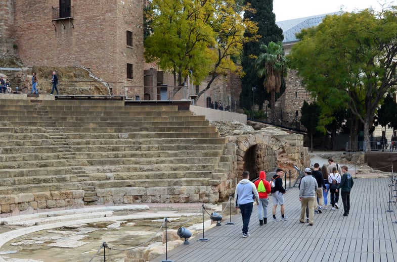 Proctor en Segovia visits the Roman theater of Málaga